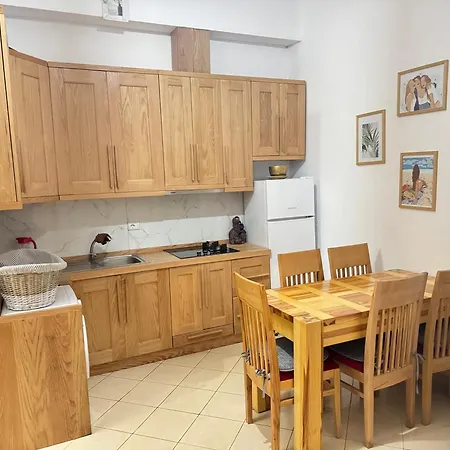 Apartment Family House & Free Parking Golem, Durres Golem (Tirana)