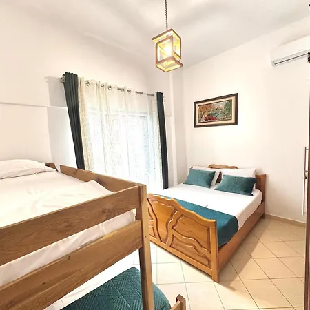 Apartment Family House & Free Parking Golem, Durres *