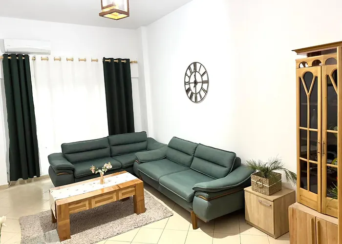 Family House & Free Parking Golem, Durres Golem (Tirana)