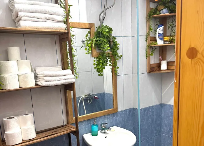 Family House & Free Parking Golem, Durres *